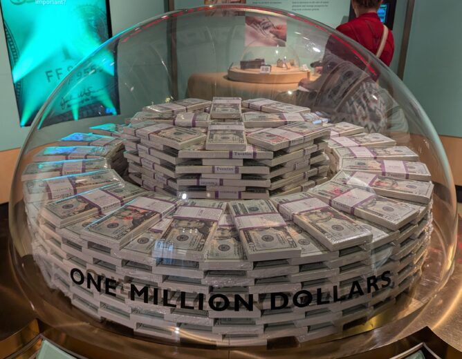 Museum exhibit at the Chicago Fed of $1 million in $20 bills